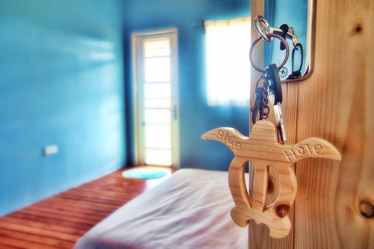 Bed and Breakfast 藍洞潛水blue Hole Dive Center Heng-ch'un Exterior foto